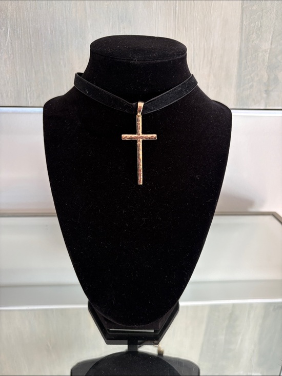 Jewelry - Gold Cross Pendant Choker Necklace on Black Velvet Cord